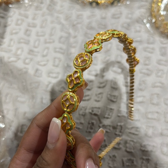Jewelry - Gold and Green Women's Decorative Headband